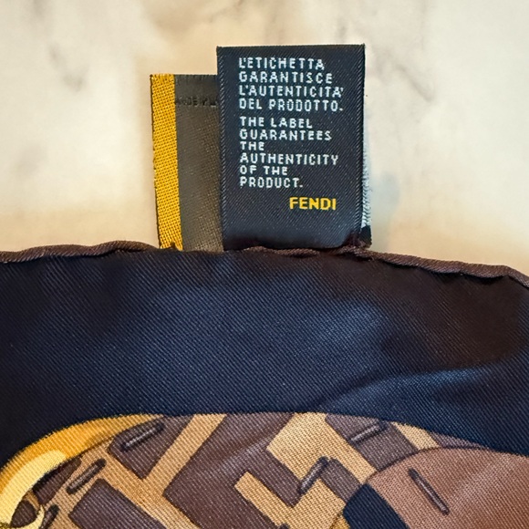 Fendi Scarf - Picture 5 of 5